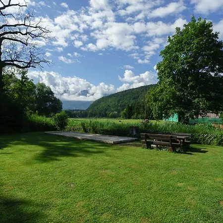 Sportpark Warmbad-villach Couette-café