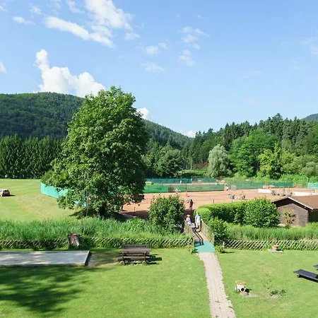 Sportpark Warmbad-villach Frühstückspension Villach